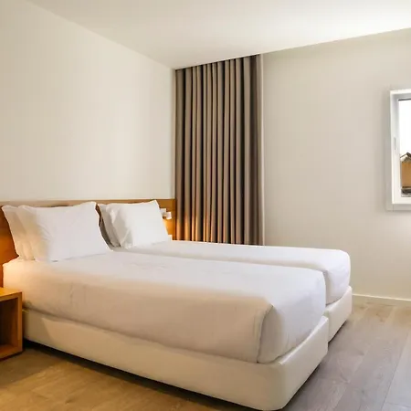 Spot Family Hotell Oporto