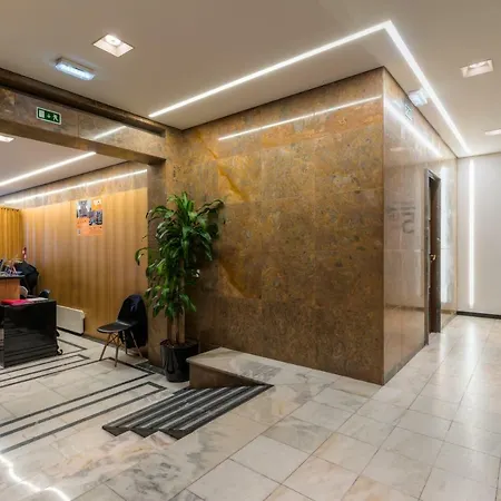 Spot Family 4* Oporto