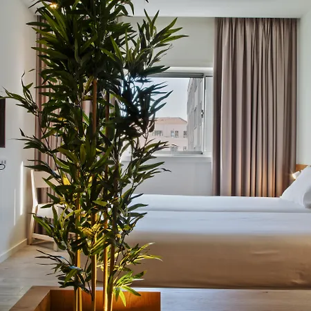 Hotel Spot Family Oporto